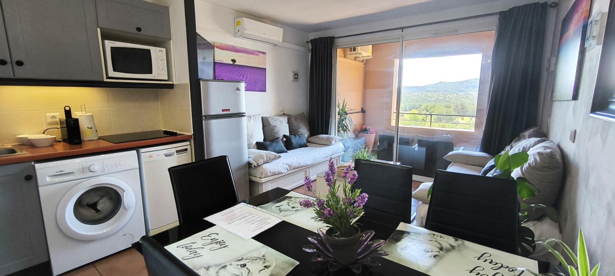 Charmant T2 Climatise Avec Belle Vue , Golf De Pont-Royal Mallemort Exterior foto