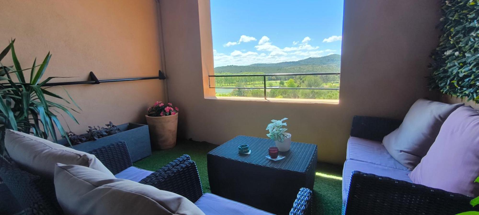 Charmant T2 Climatise Avec Belle Vue , Golf De Pont-Royal Mallemort Exterior foto