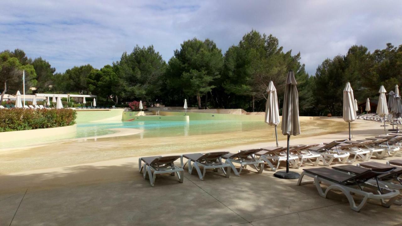 Charmant T2 Climatise Avec Belle Vue , Golf De Pont-Royal Mallemort Exterior foto
